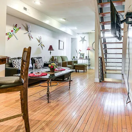 2 Mi To National Aquarium Canton Home With Patio!